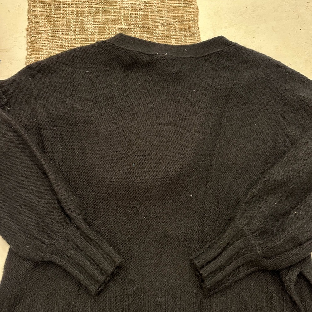 Anthropologie sweater by Pilcro
Size S